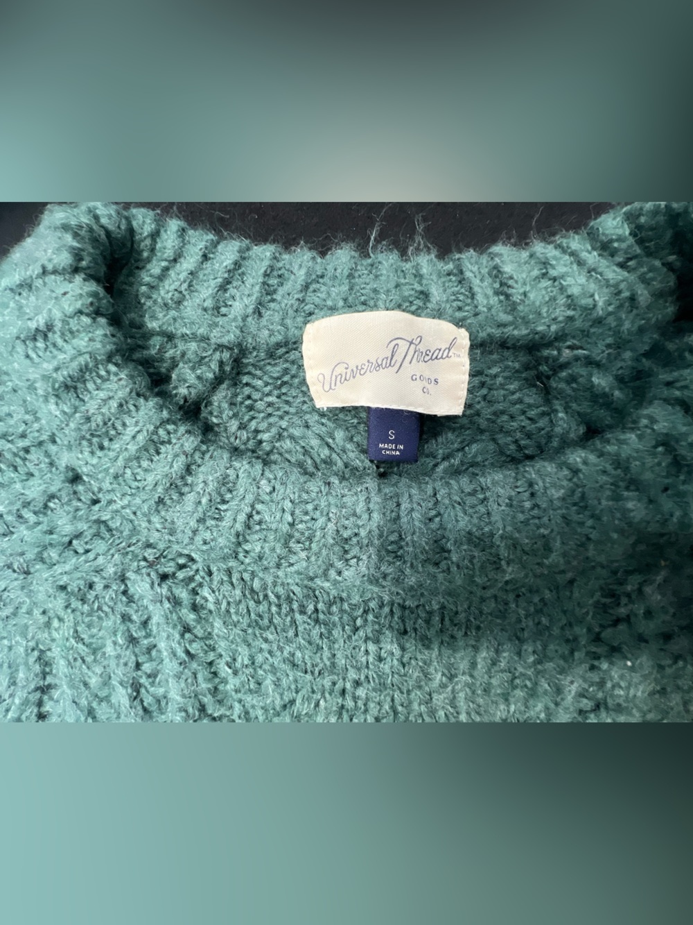 Universal Thread Teal Green Cable Knit Crew Sweater